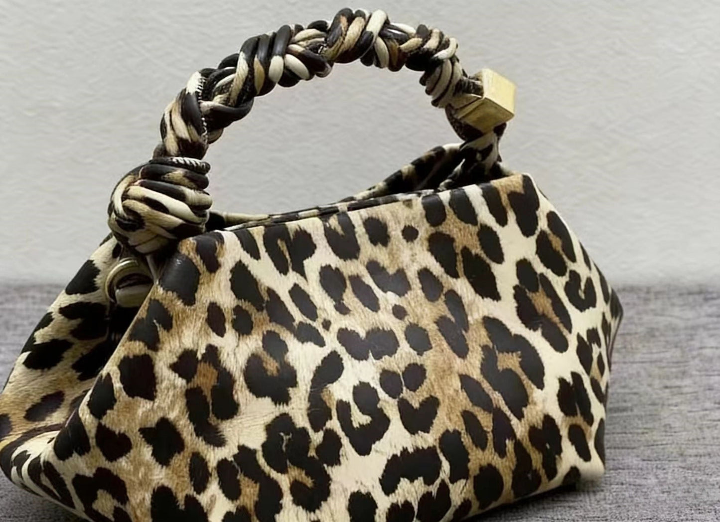 T588-1091 Handheld single shoulder large capacity bag