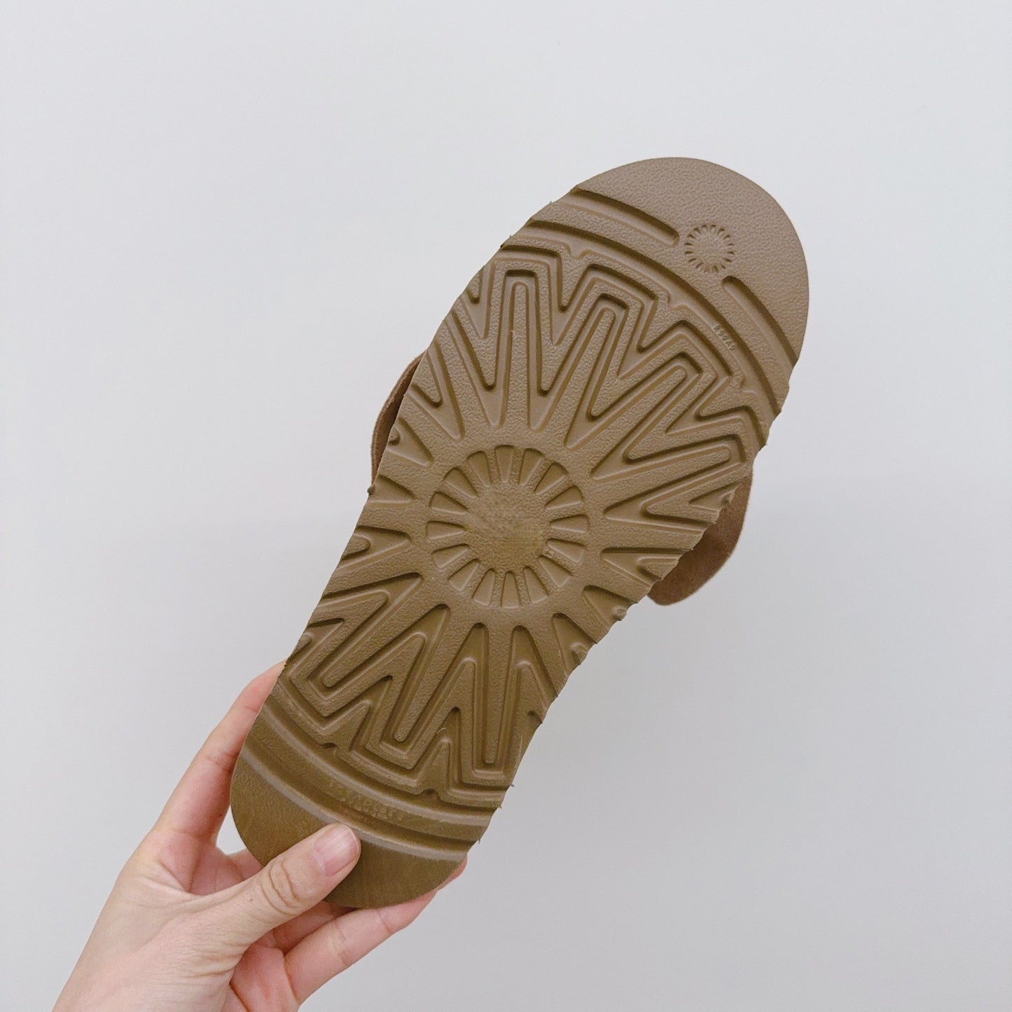 T588-785  Thick and warm low cut shoes