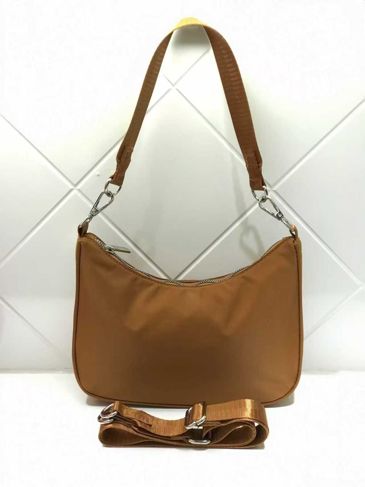 T588-892 Adjustable shoulder and armpit bag with diagonal cross for casual use