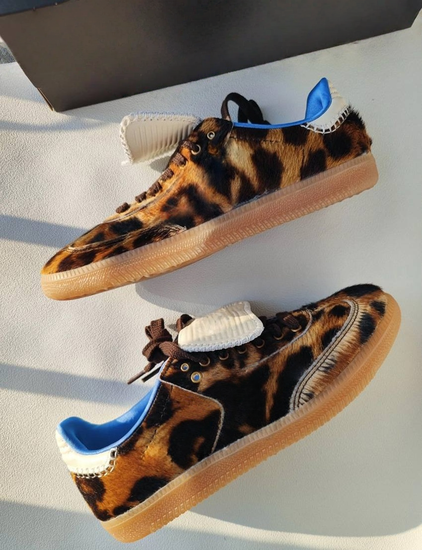 T588-1186 Sports shoes, flat bottomed, casual and loose shoes