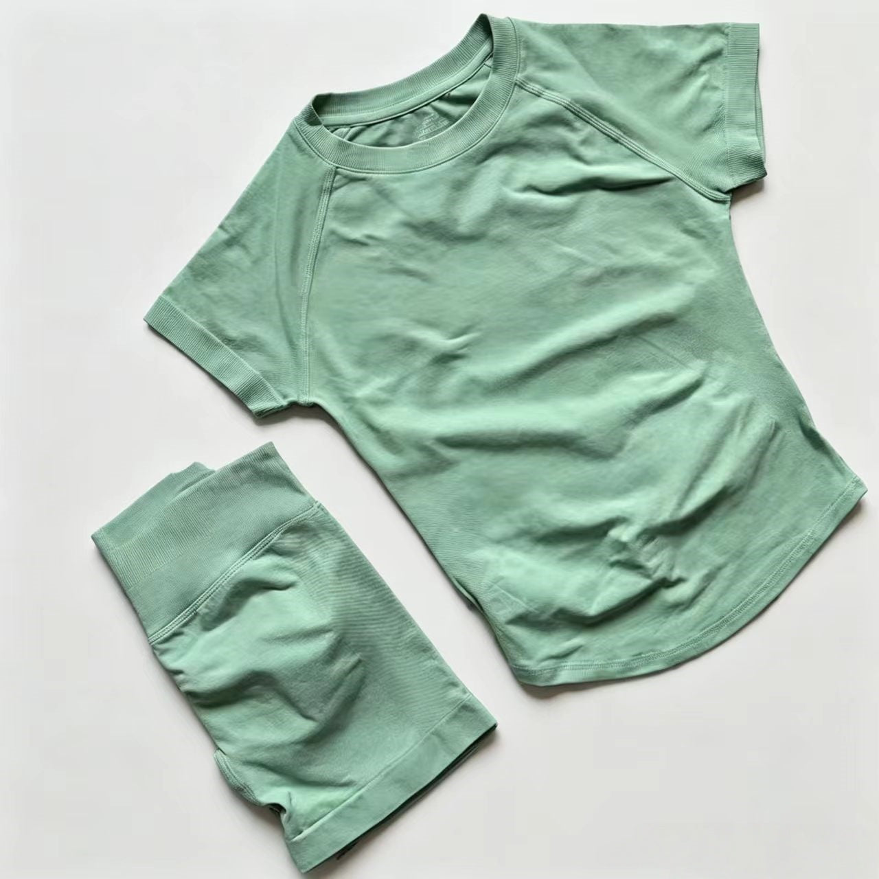 T588-1155 Breathable sports short sleeved shorts set, training exercise yoga fitness suit