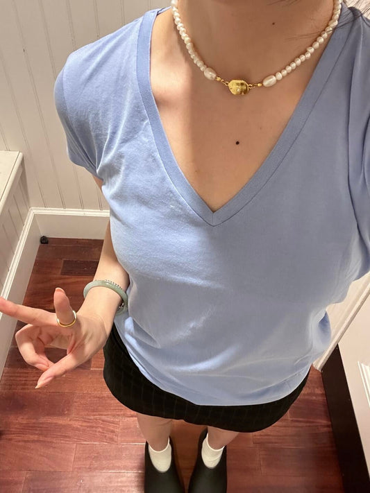 T588-990  Thin short sleeved casual V-neck