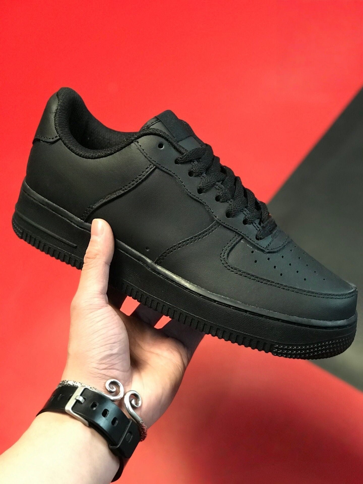 T588-724   Popular sneakers   -PTX