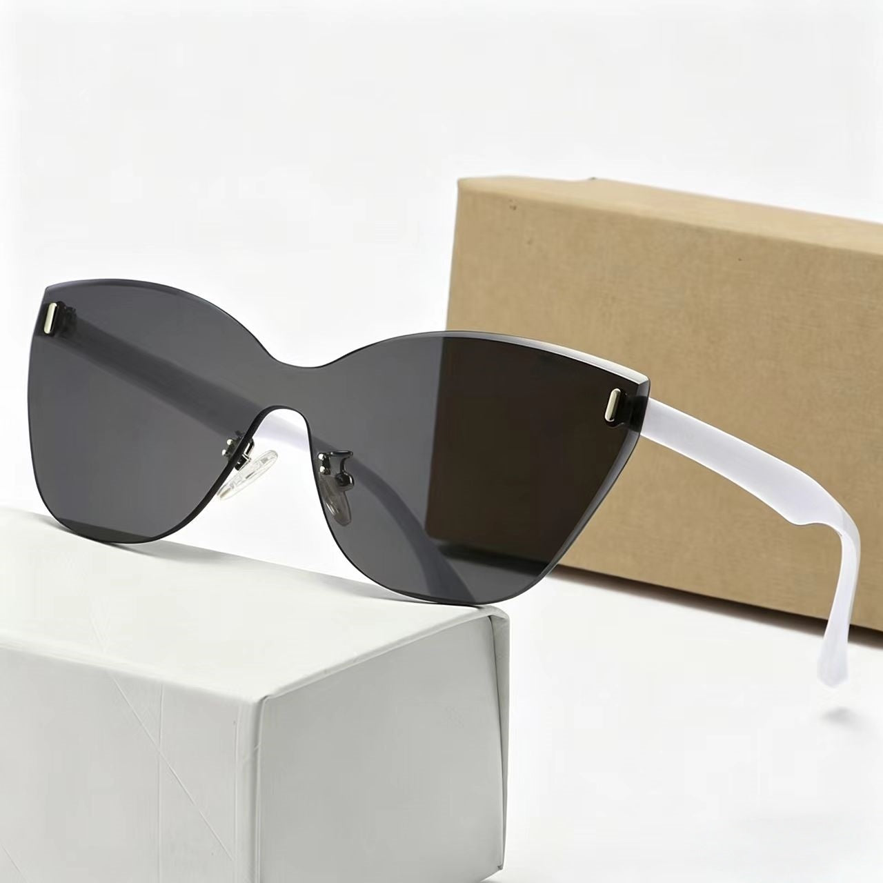 T588-1117 Frameless sunglasses flat cat eye premium