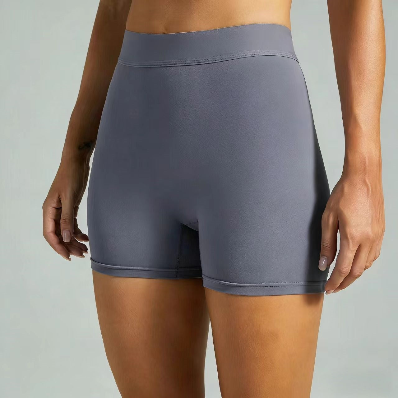 T588-1083 Sports Yoga Fitness Training Running Shorts