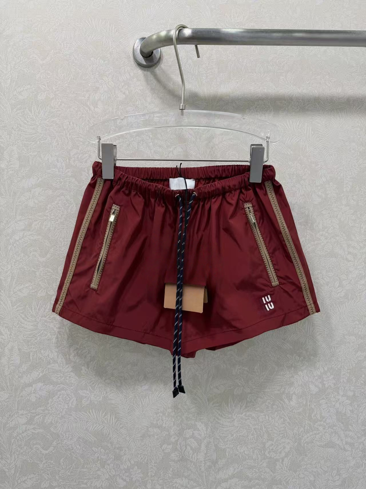 T588-1229 Casual loose and versatile shorts