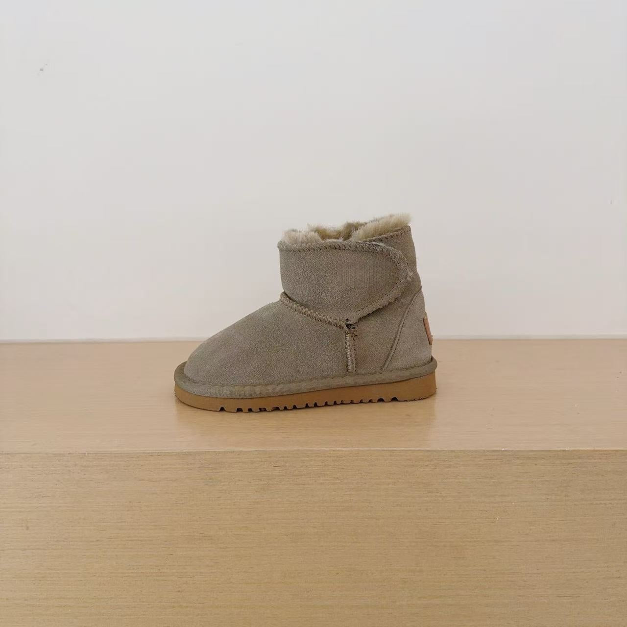 T588-527   Winter children's shoes    TG