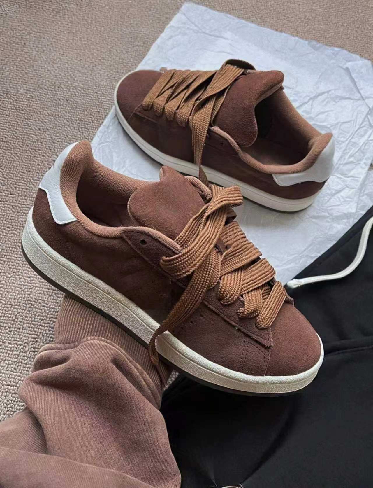 T588-1222  Casual loose flat sports shoes