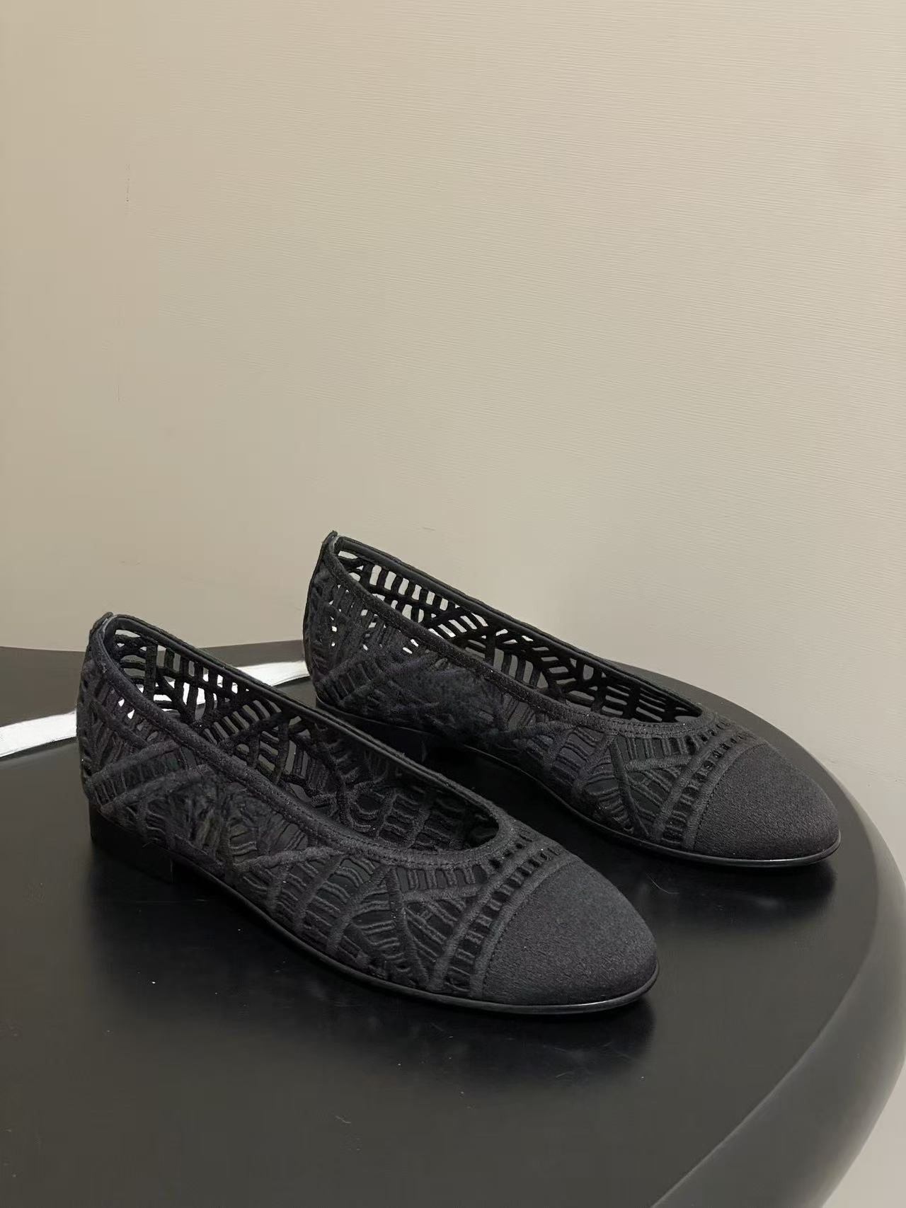 Hollow out single shoe versatile woven flat bottom  E1283