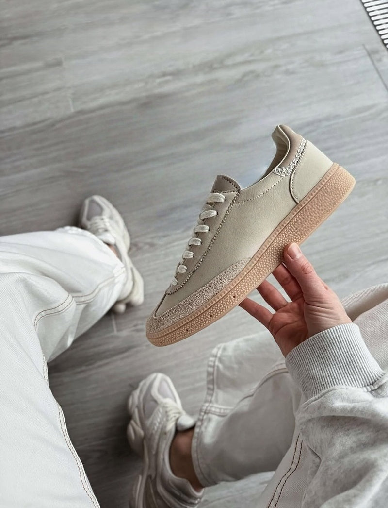 T588-883  Casual Flat Shoes